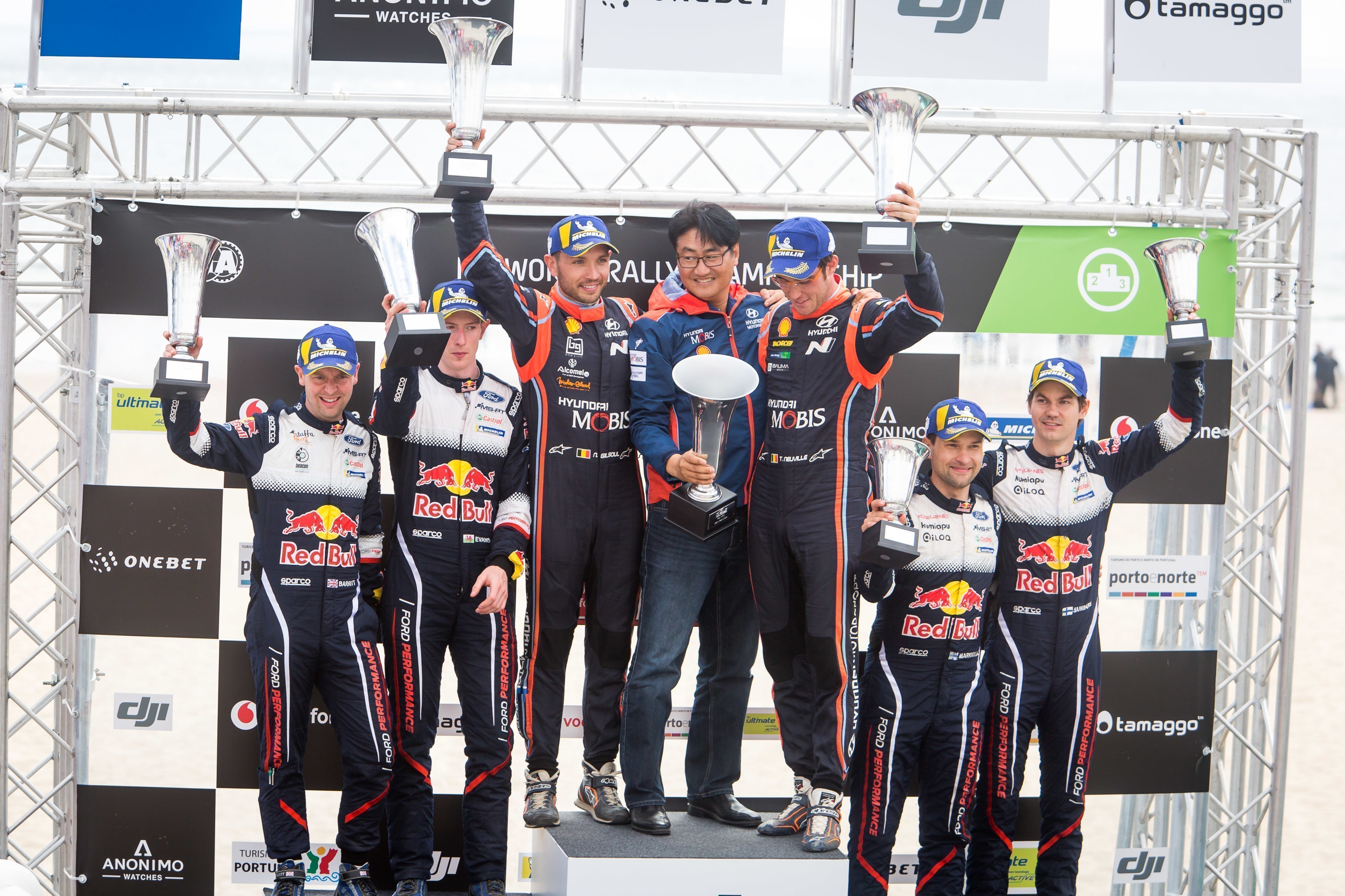 Португальский этап завершился победой Невилля и теперь у чемпионата новый лидер