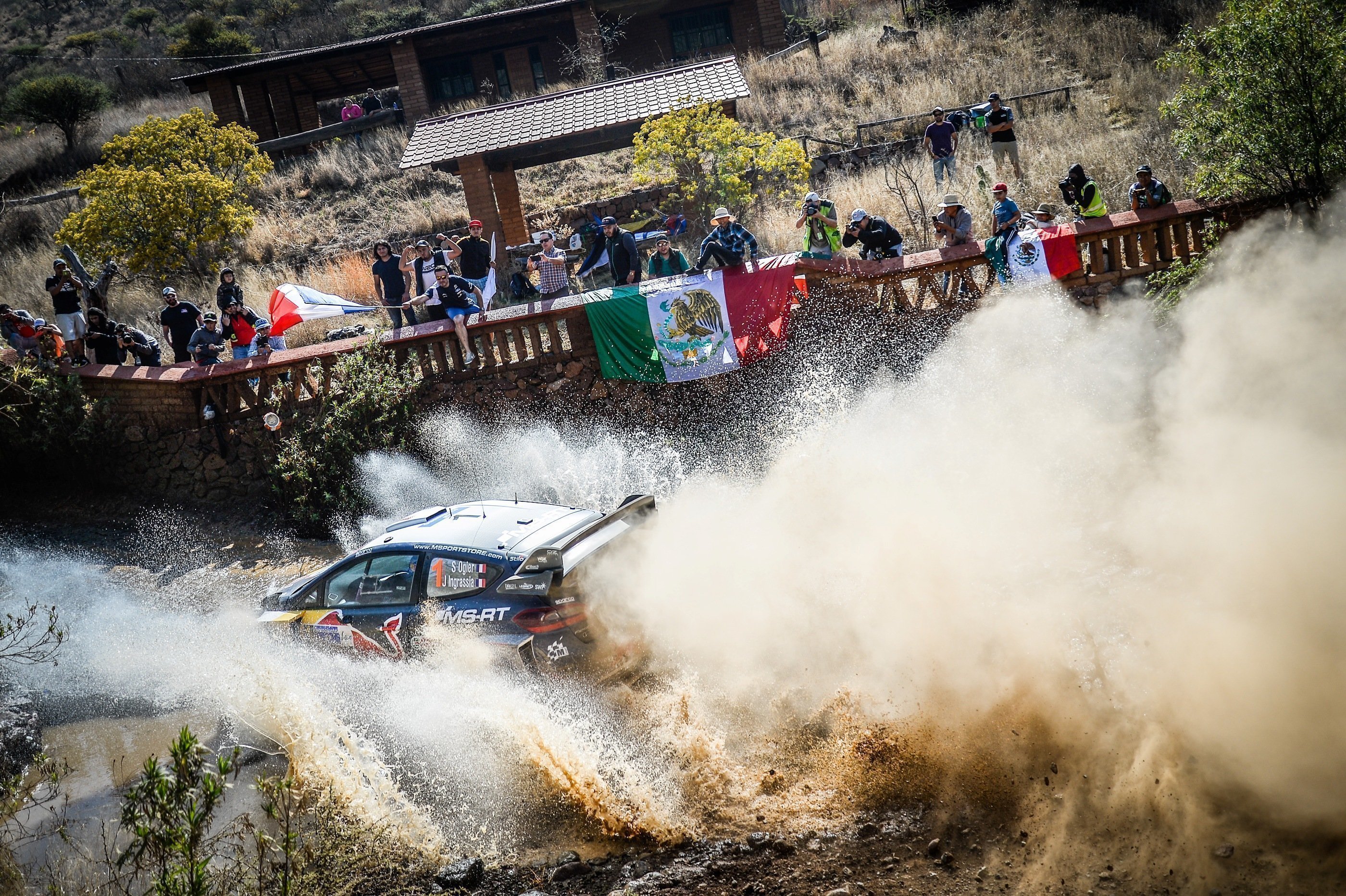 На финише же гонки в целом Себастьен Ожье был первым