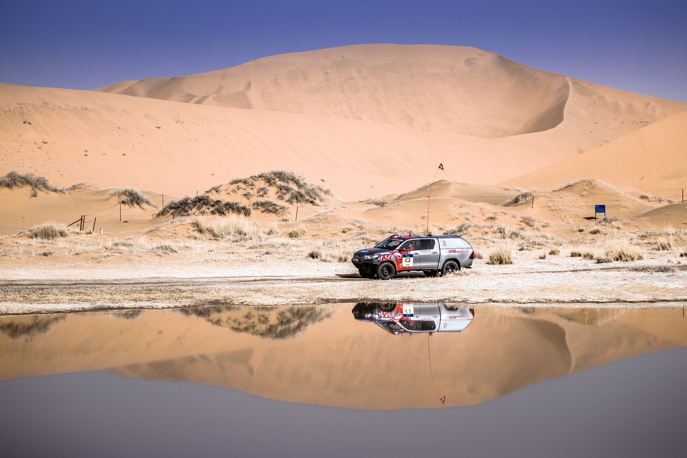 Группа разведки несколько раз проехала по нему в каждую сторону