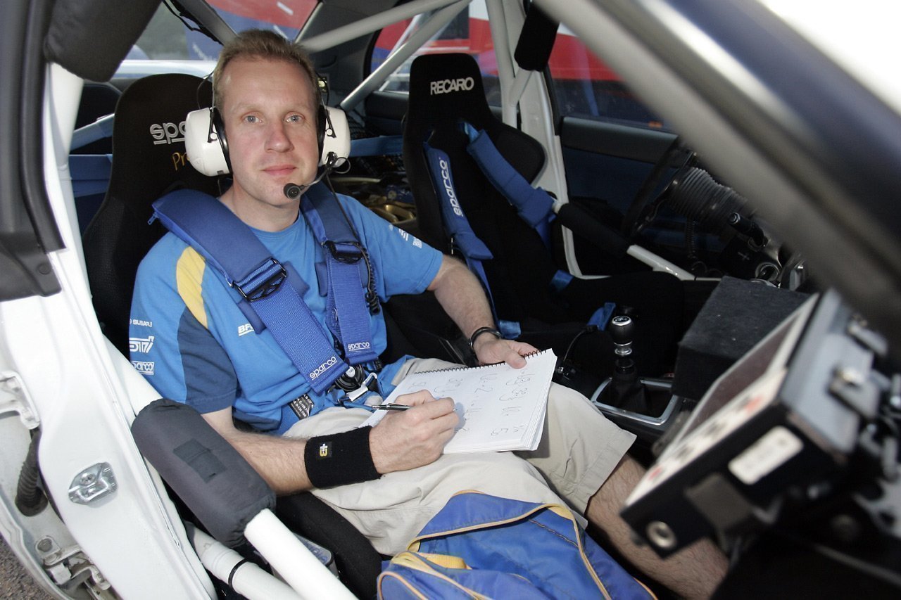 Фил прекрасно знаком со стенограммой Элфина, и, следовательно, быстро вольется в работу