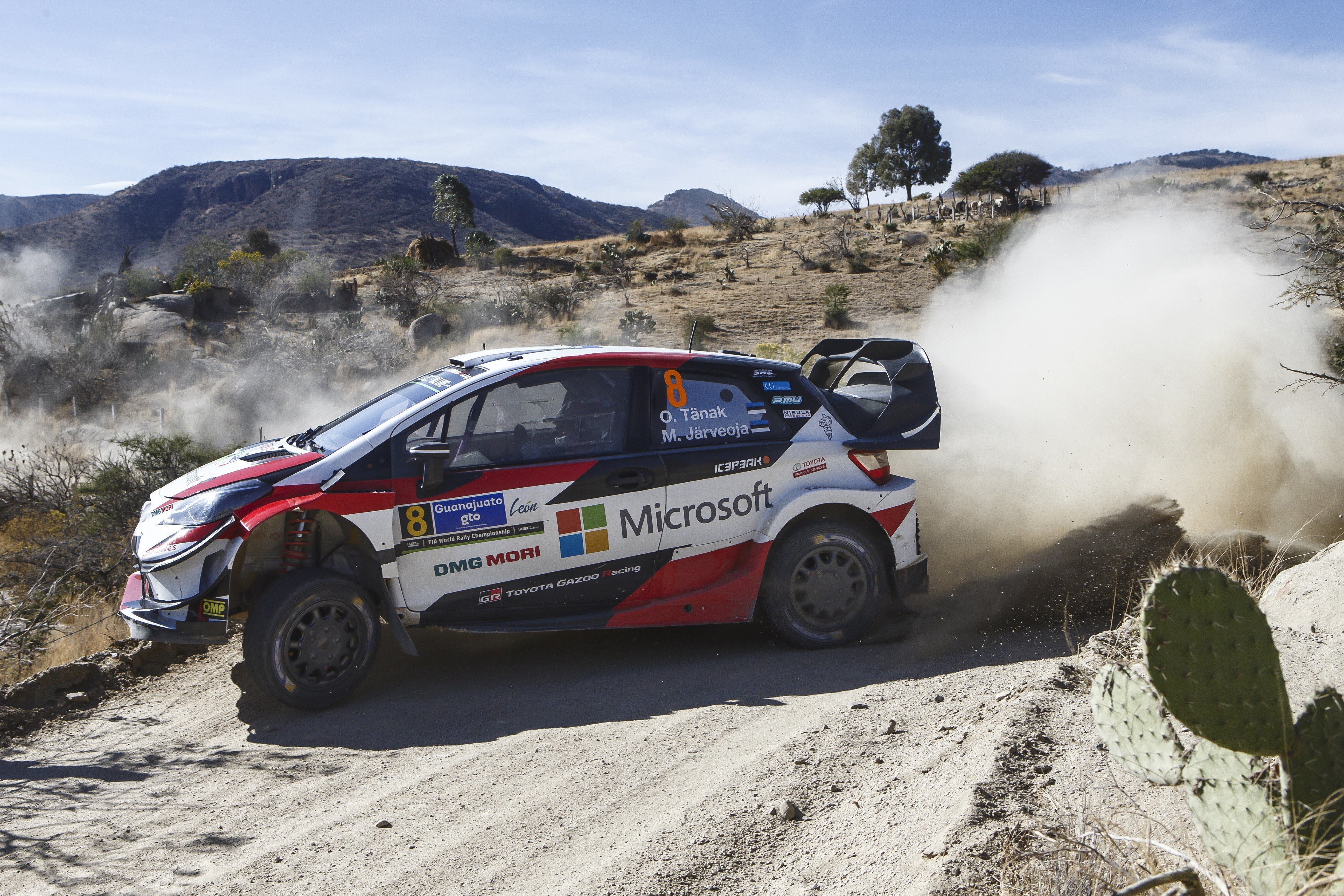 Отт Тянак откатился назад из-за того, что двигатель его Toyota окончательно потерял мощность – по окончании спецучастка эстонец был вынужден сложить оружие