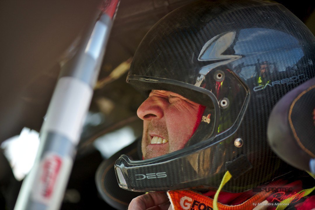 По жизни на работе сильно устаёшь и вечером хочется покоя и тишины