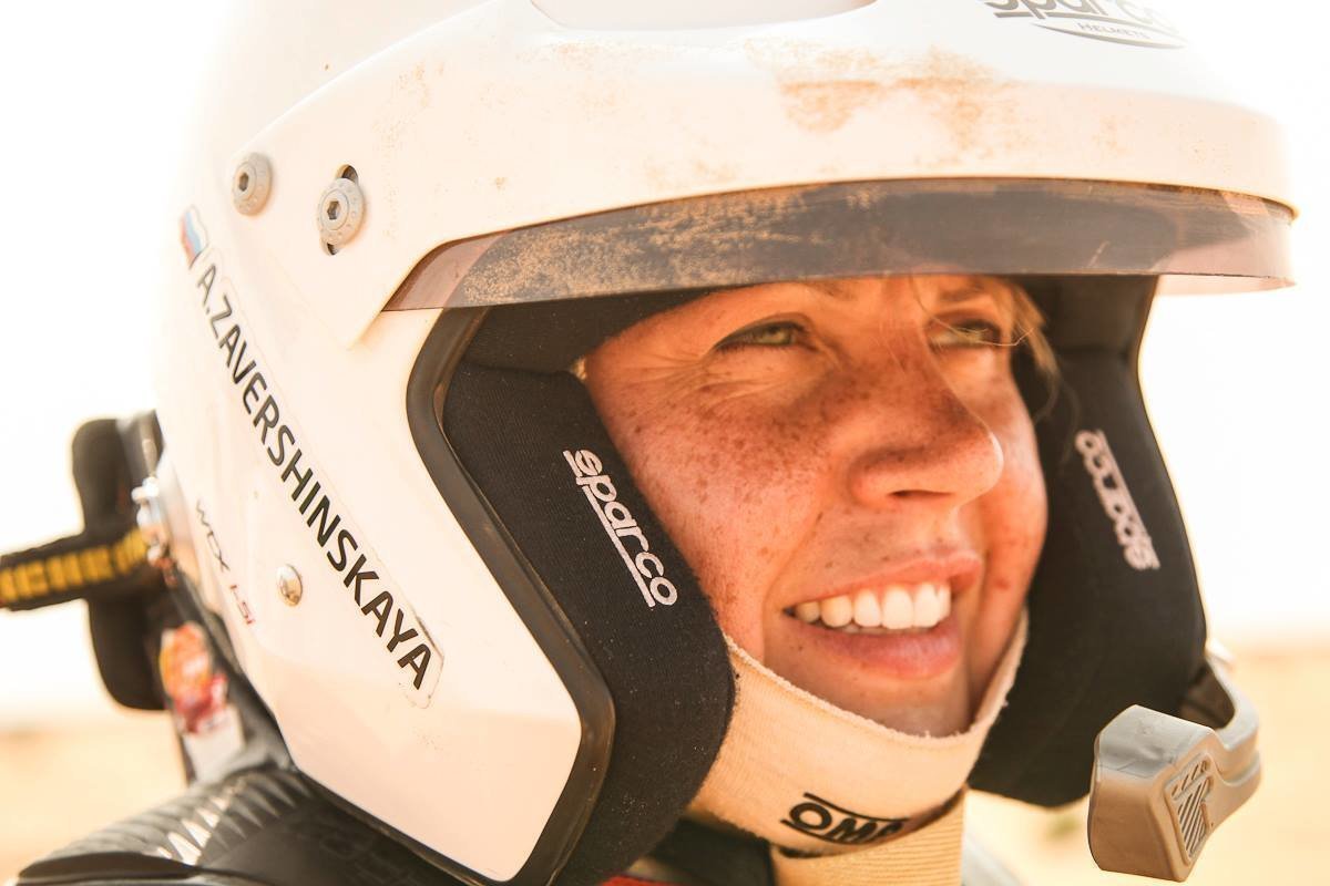 У Анны Завершинской богатый раллийный опыт, довольно серьёзный опыт в ралли-рейдах