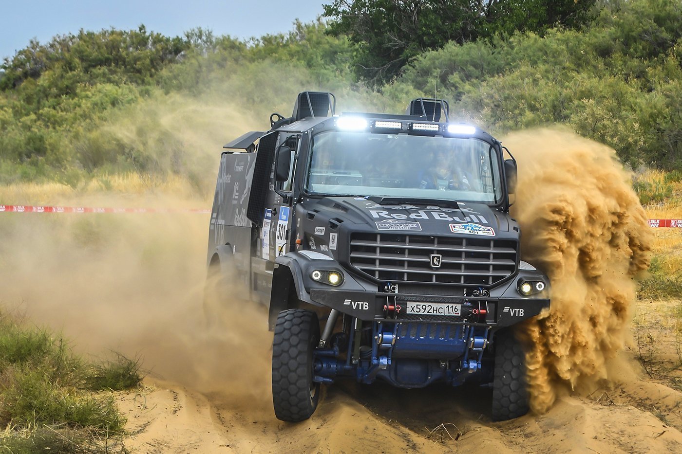 Продолжительная остановка Эдуарда Николаева (он потратил на ремонт почти час)